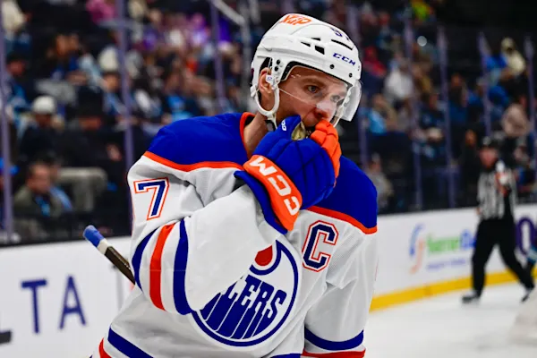 McDavid avasi maalinteon heti alussa – Oilers kaatoi Mammothin 6-2