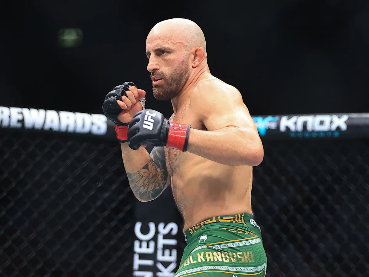 Volkanovski lupaa tyrmätä Evloevin UFC 333:n pääottelussa Abu Dhabissa