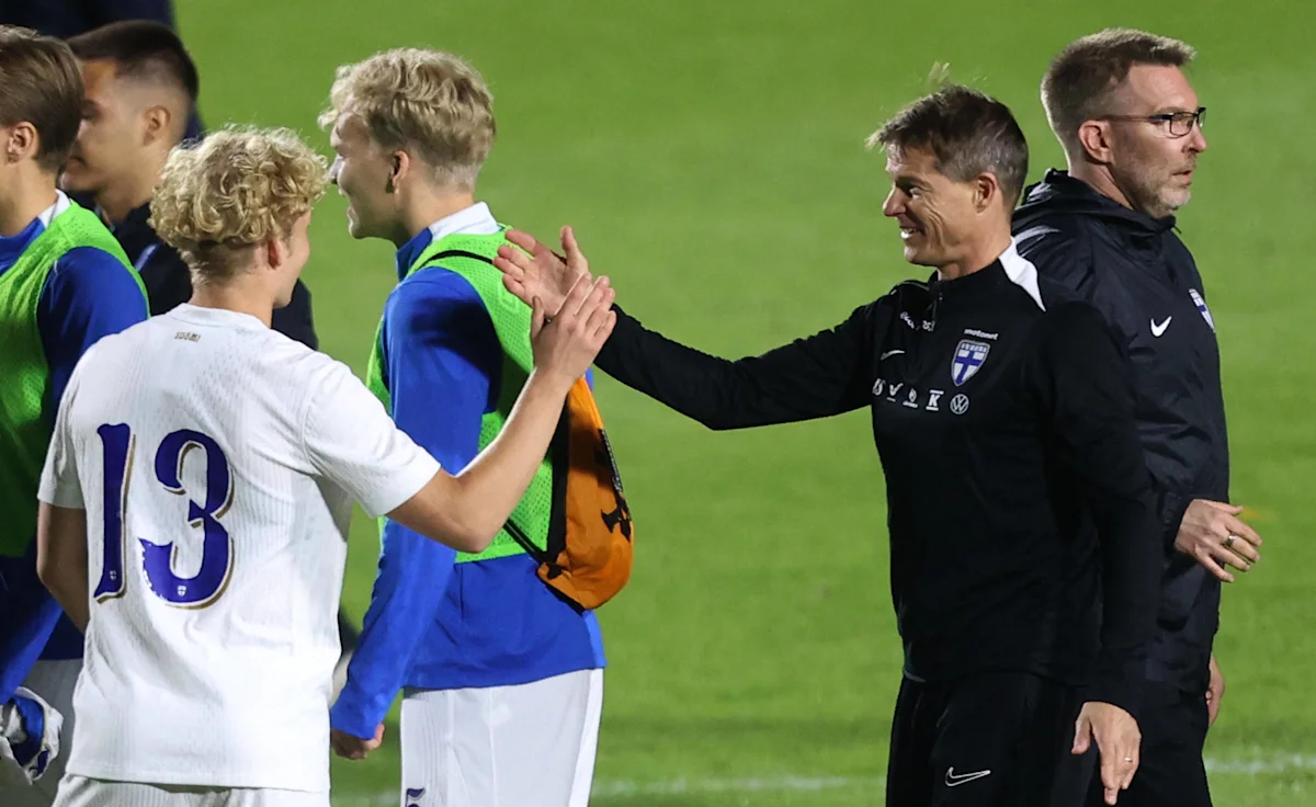 Pikkuhuuhkajat jyräsi Romaniassa 2–0 – paikka EM-jatkokarsinnoissa varmistui