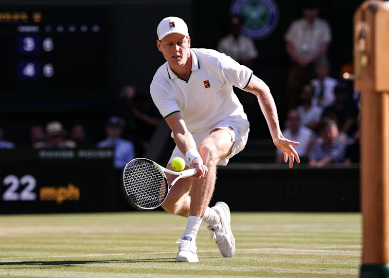 Jannik Sinner perui osallistumisensa Shanghain Mastersiin – polvivamma pitkittyy